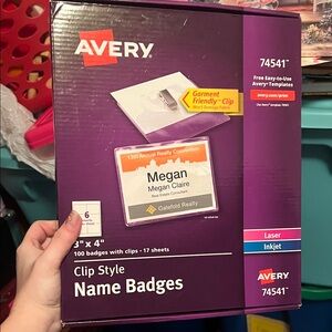 Avery Name Bagdes 74541 NWT